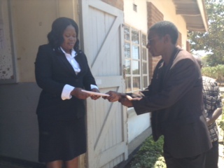 Silungwe presenting petition to DC Moyo