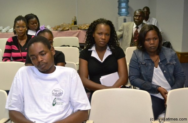 Some of the participants to the central region World Press Freedom Day debate. pic by Felix Washon. MANA