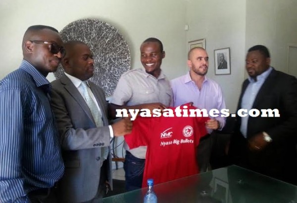 Sulumba being unveiled by Bullets club officials and Nyasa representative