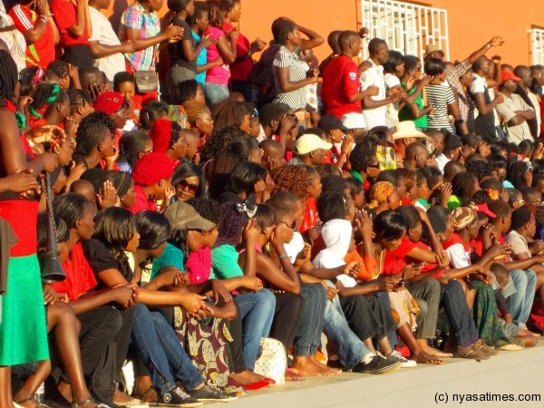 Tense moments when South Africa equalized....Photo Jeromy Kadewere