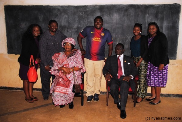 The First Couple with children, from left, Edith, Geoff, Roy, Kambe and Njaliwe