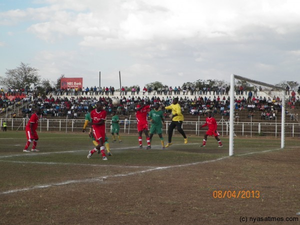 The Lions raid Civo goal, Pix Leonard Sharra, Nyasa Times