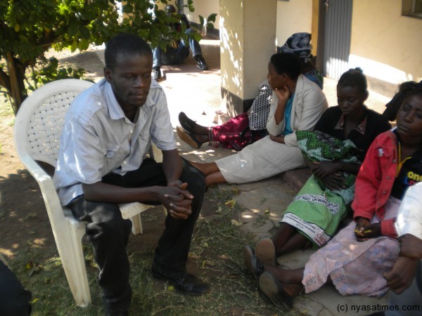 The Programs Manager addressing the team (Mphundu)