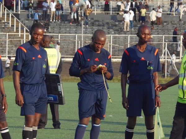 The-officiating-personnels-after-the-game....Photo-Jeromy-Kadewere