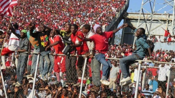 The read army on crowd nine.-Photo by Jeromy Kadewere, Nyasa Times