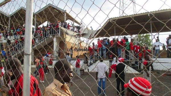 The roof collapsed after some fans thought of watching the match on top of it.....Photo Jeromy Kadewere.