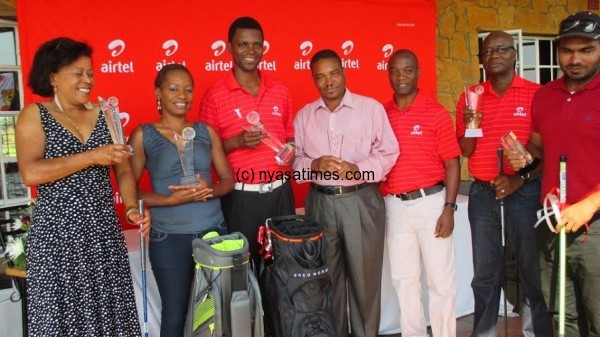 The winning team in a group photo with Airtel officials....Photo Jeromy Kadewere