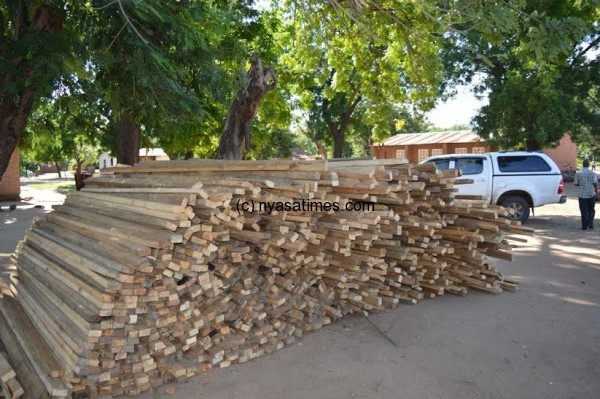 Timber for construction of shelters at Nyachilenga camp