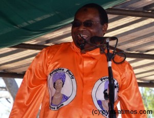 Uladi Mussa speaks at the rally