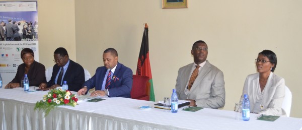 Vice President Dr.Saulosi Chilima is accompanied by officials from Ministry of Health ,World Health Organisation and from the Parliament at the meeting (C) Stanley Makuti