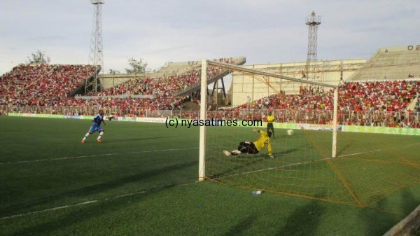 Wanderers scores the winning penalty.-Photo by Jeromy Kadewere, Nyasa Times