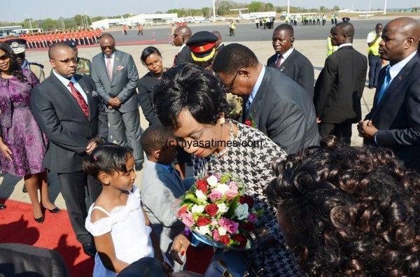 President Mutharika on his arrival at KIA from the United States of America