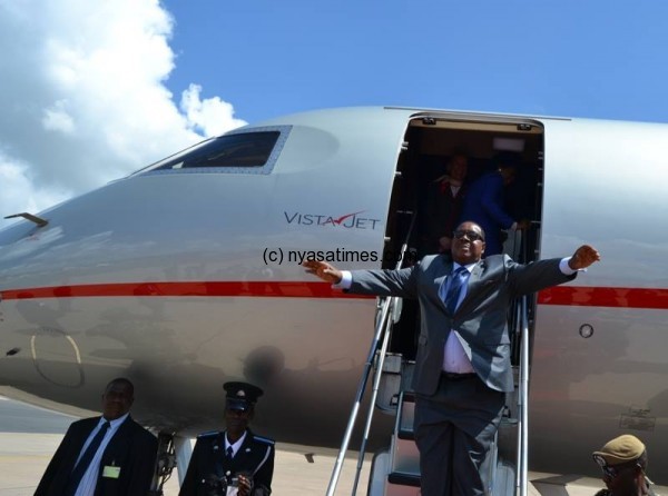 Mutharika: Jet proposal on hold