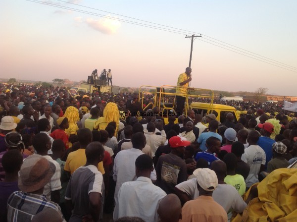 Atupele addressing crowds at Biwi in Lilongwe
