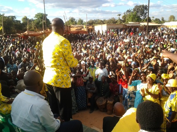 Atupele on whistle stop tour in the central region