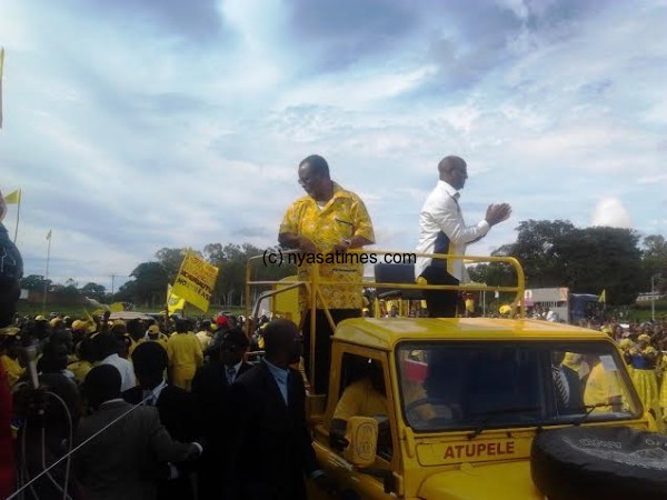 Atupele and his runningmate Chapola in Mzuzu