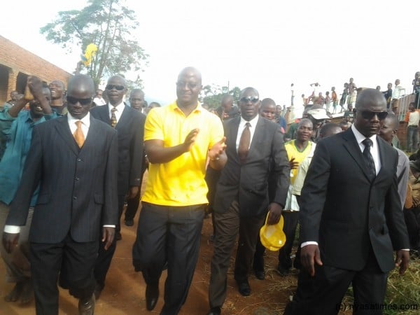 Atupele: Walk-about as he arrives at the rally