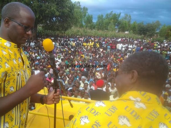 Atupele addressing a meeting in Ekwendeni