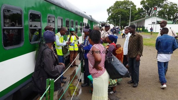 Mind the gap: Passengers boarding