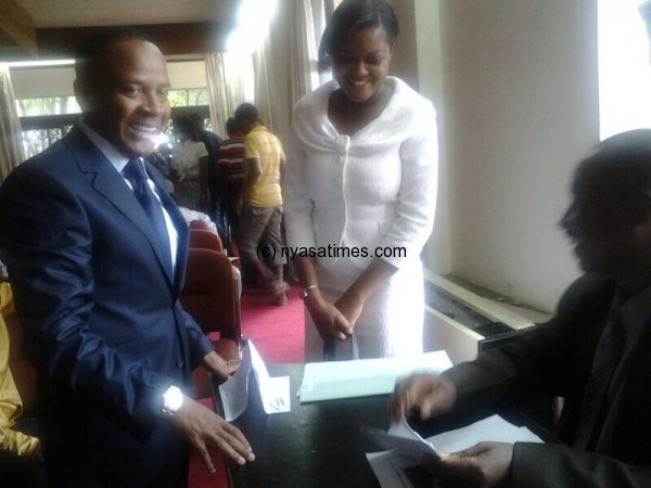 Chalamanda submitting his nomination papers