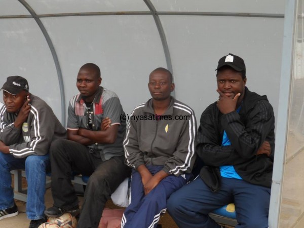 Kajawa with Chikwawa officials