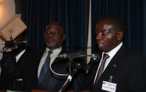 Dr Allan Chiyembekeza takes oath of Office as Minister of Agriculture and Irrigation-pic by Lisa Vintulla.