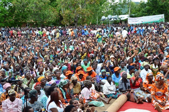 Crowds at Chiradzulu rally