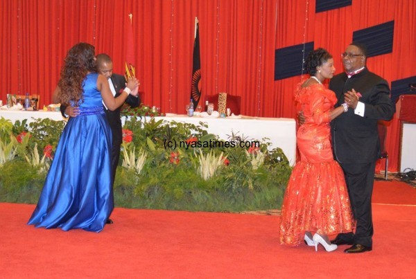 Strictly presidential romantic dance: Malawi leader and his deputies with their spouses on Valentine day