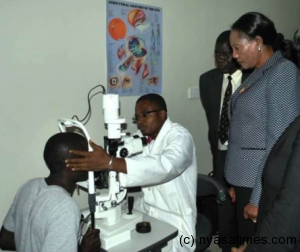 Demonstrating how the equipment can be used. Photo by Joel Chirwa