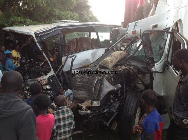 6  died in a crash involving a bus and a car