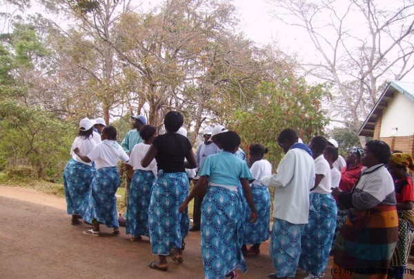 Aford supporters dancing