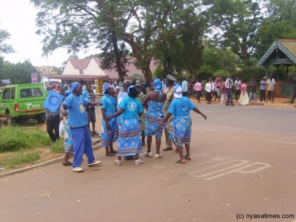 DPP supporters in Zomba welcoming Peter Mutharika