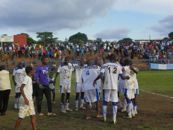 Eagles players celebrating the victory after final whistle.- Photo by ,abvuto Kambuwe, Nyasa Times