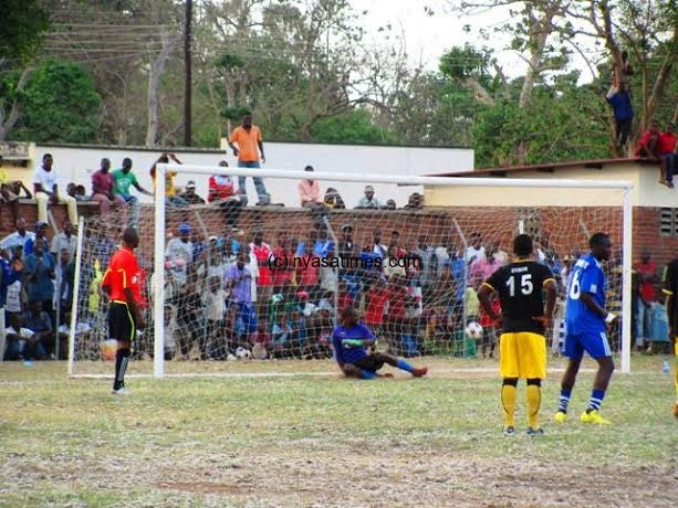 Goal! Penalty saves Wanderers blushes.-Photo by Jeromy Kadewere, Nyasa Times