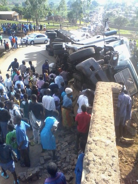 Truck accident in Bangwe