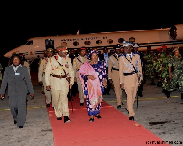 President Banda arriving from Nigeria