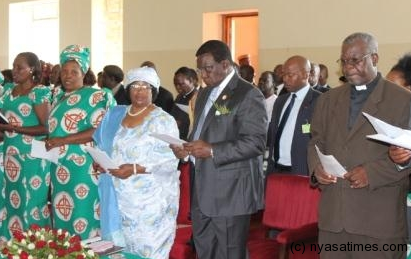 President Banda and First Gentleman attending prayers