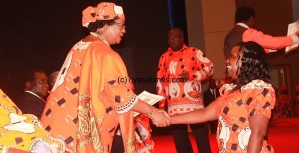President Banda present certificate to candidate Joyce Chitsulo