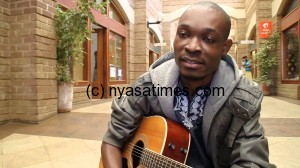 Lawi born Francis Phiri: To perform in US at Malawi party..'Amaona Kuchedwa'