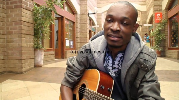 Lawi born Francis Phiri: To perform in US at Malawi party..'Amaona Kuchedwa'