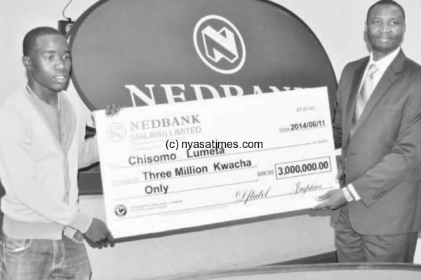 Nedbank boss Guta  tells Lumeta presents dummy cheque to Lumeta:’We’ll make things happen for you’