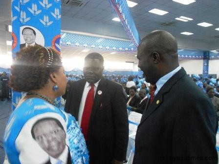 PP's Makande and UDF's Secretary general Kandi Padambo at DPP convention earlier this year