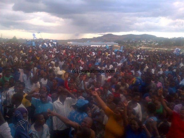 Crowds of DPP supporters at Makheta during Chilima's rally