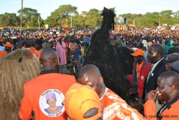 Part of the crowd at Masintha on Sunday- Orange zone