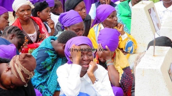 Mouring the priest-Photo by Jeromy Kadewere, Nyasa Times