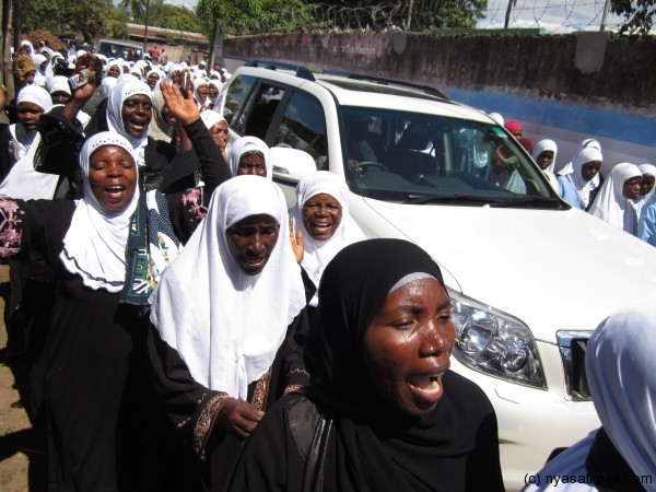 Muslim women welcome Mia in Mangochi