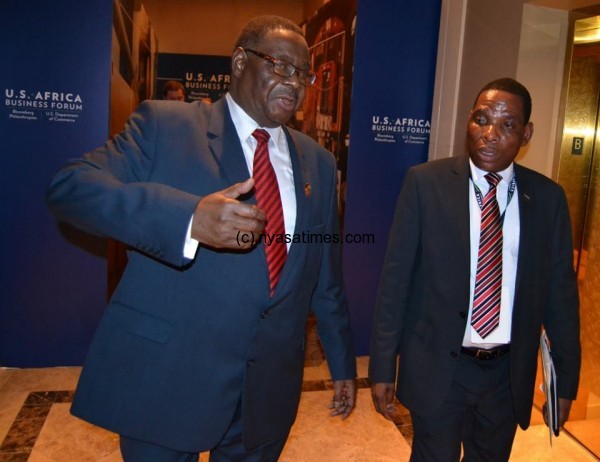 President Mutharika and Trade Minister Joseph Mwanamvekha in US 