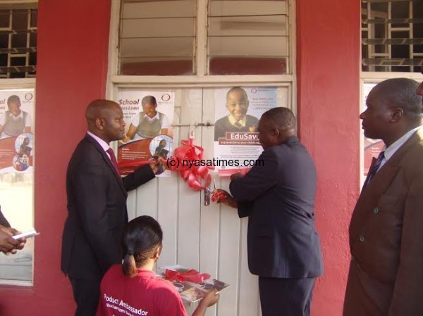 Moleni (left) and Bottoman unveil the new office