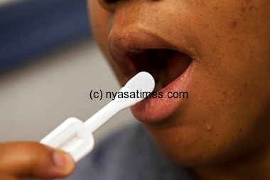 Oral self-testing HIV kit