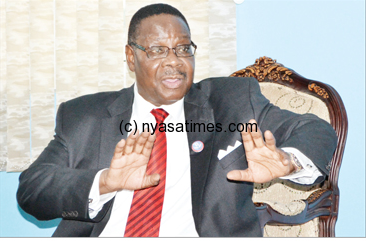 Mutharika:  Hosted Asian businessmen in private talks